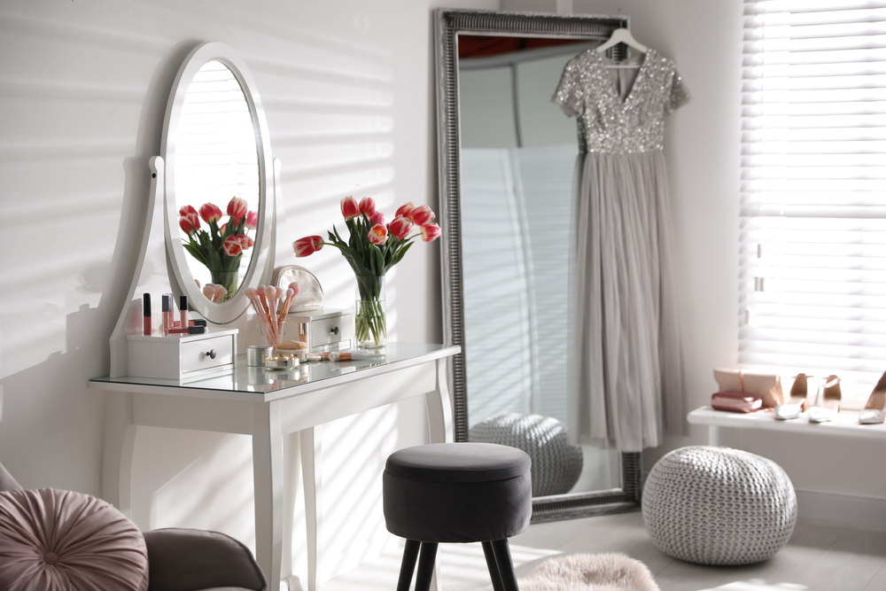 6 Appealing Dressing Table Design Ideas That Will Perfectly Suit A